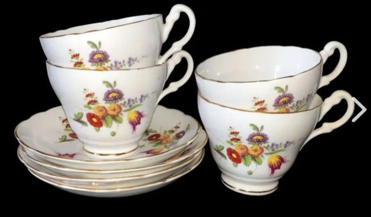 Vintage Winston Fine Bone China Teacups/Saucers - Image 1