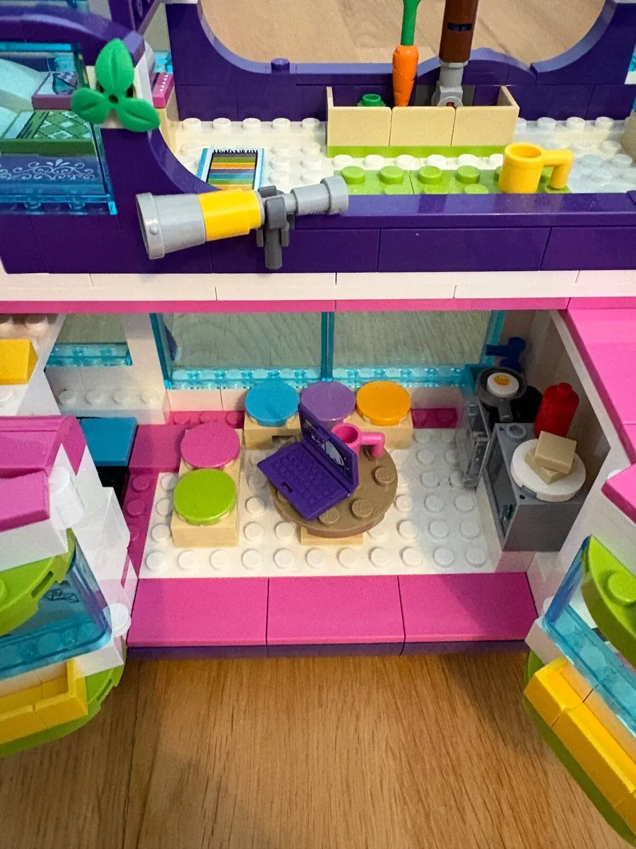 Lego  Friends Friendship Bus - Image 3