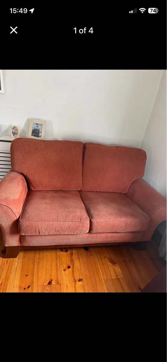 2 seater couch - Image 1