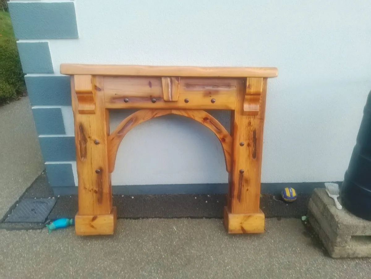 Fire surround - Image 3