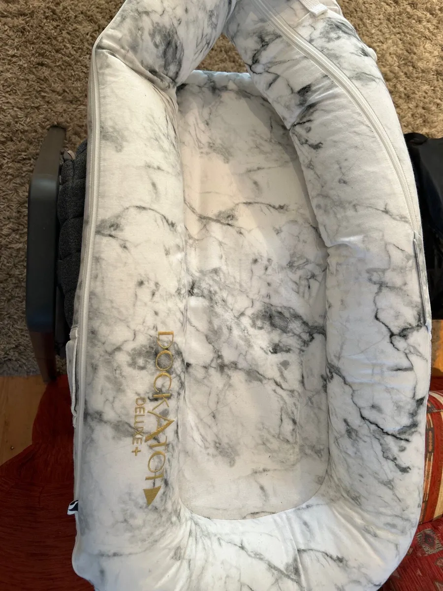 Dockatot Delux+