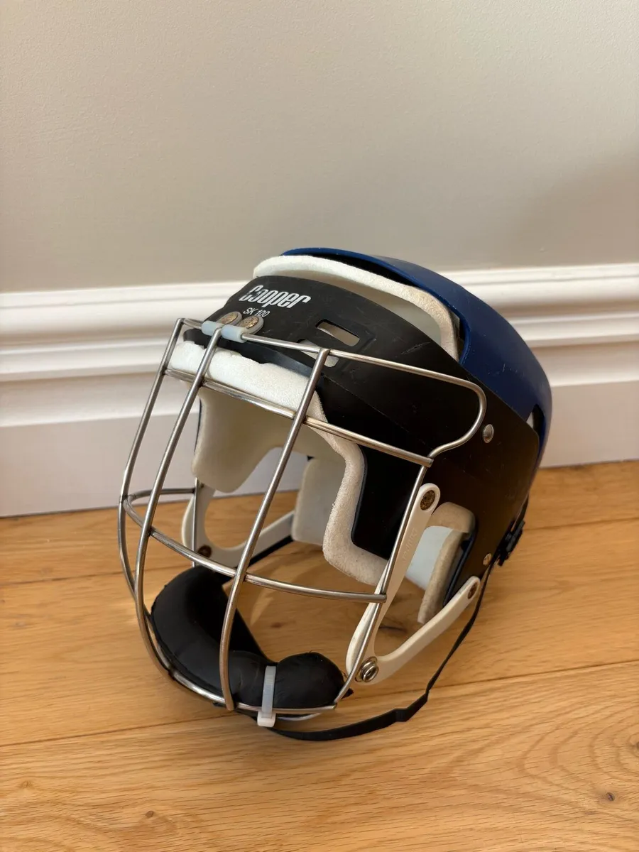 Cooper Sk100 Hurling Helmet - Image 2