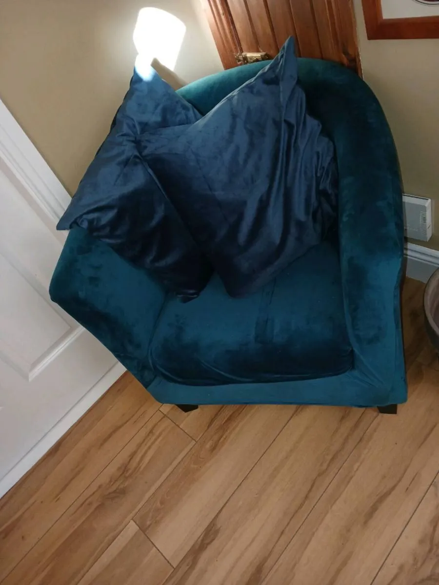 Furniture - Image 3