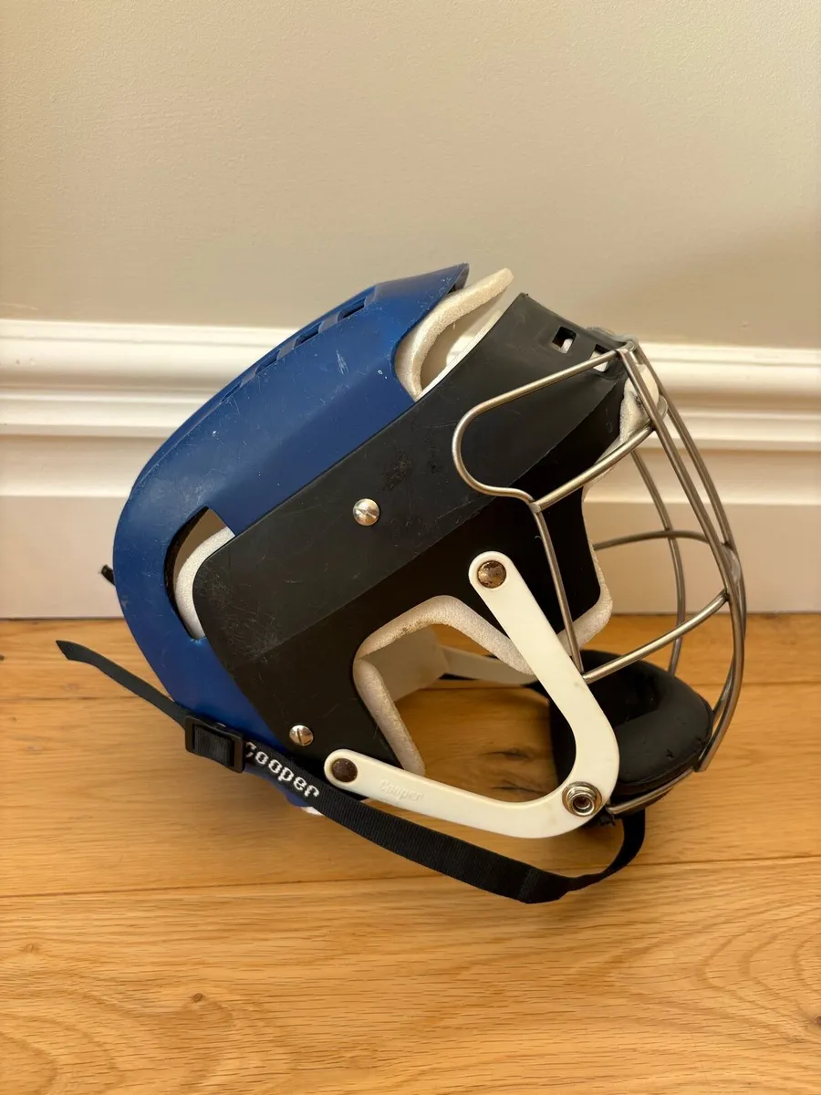 Cooper Sk100 Hurling Helmet - Image 4