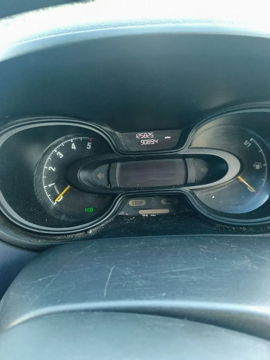 Vauxhall Vivaro 2015 - Image 1