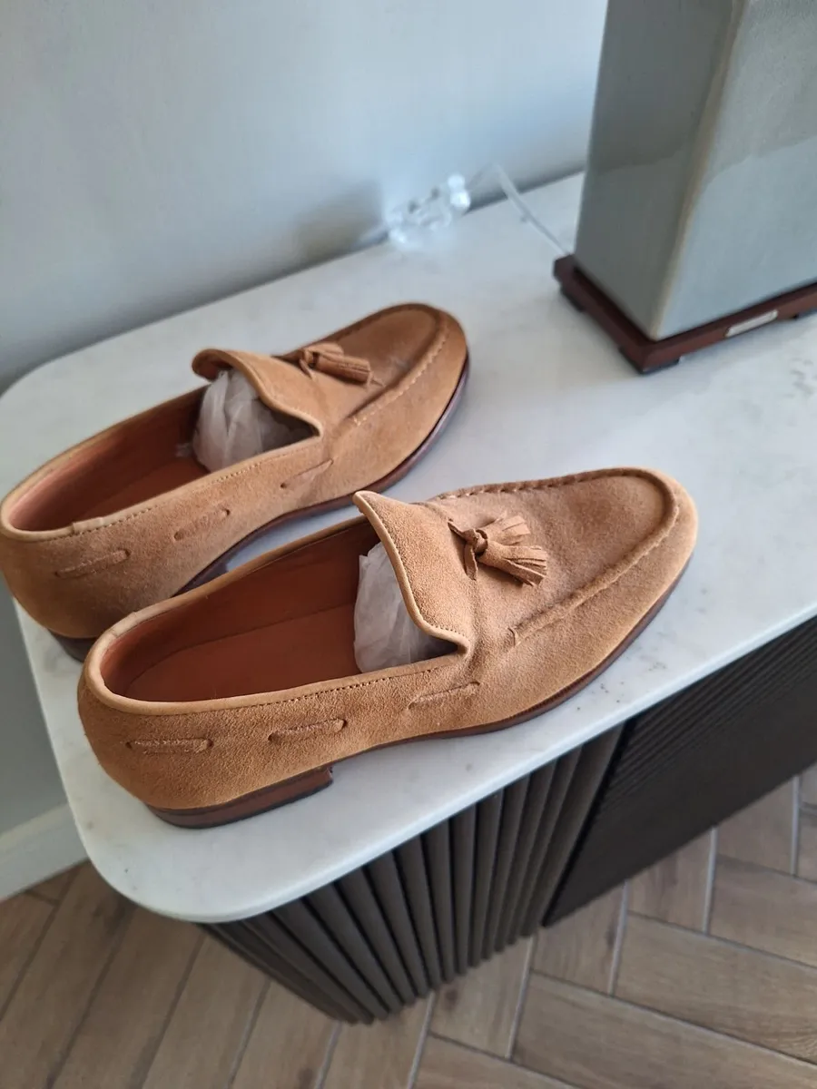Shoes - Image 4