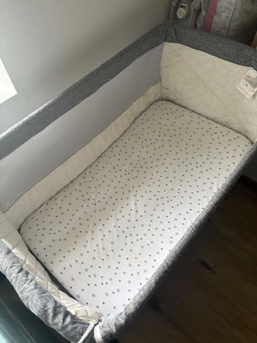 Next to me crib/cot - Image 3