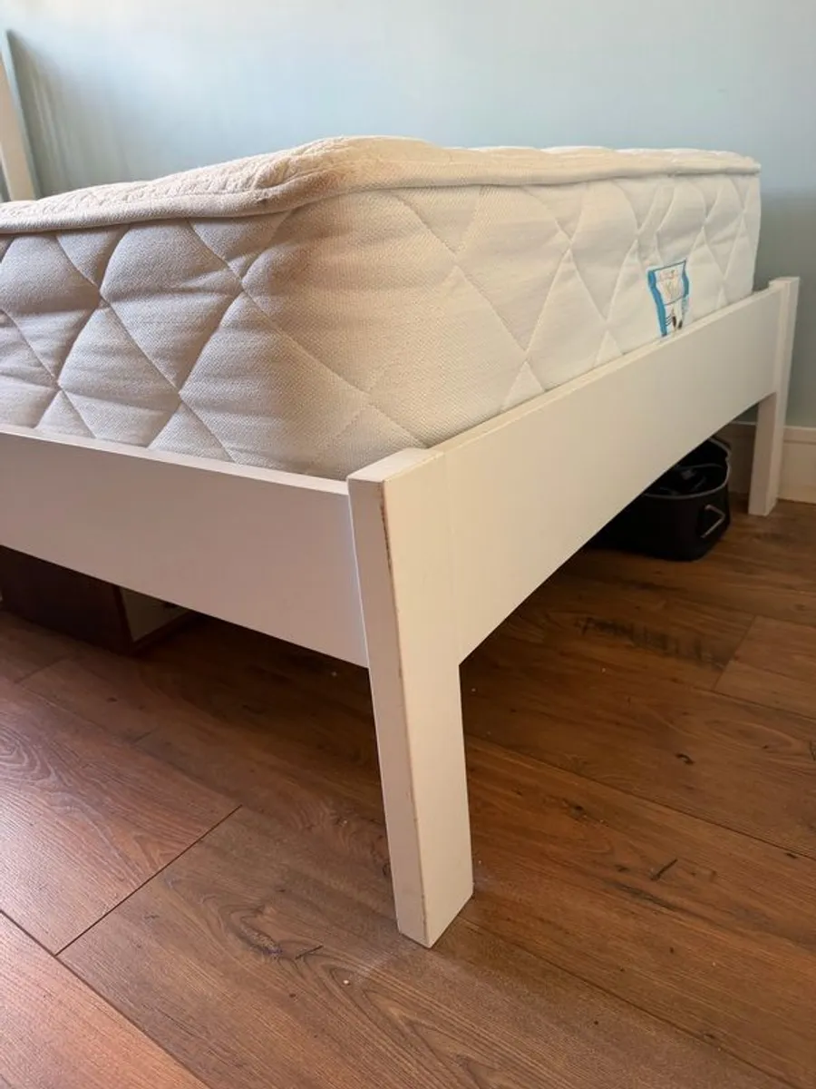 Singel Bed with high quality mattress - Image 2