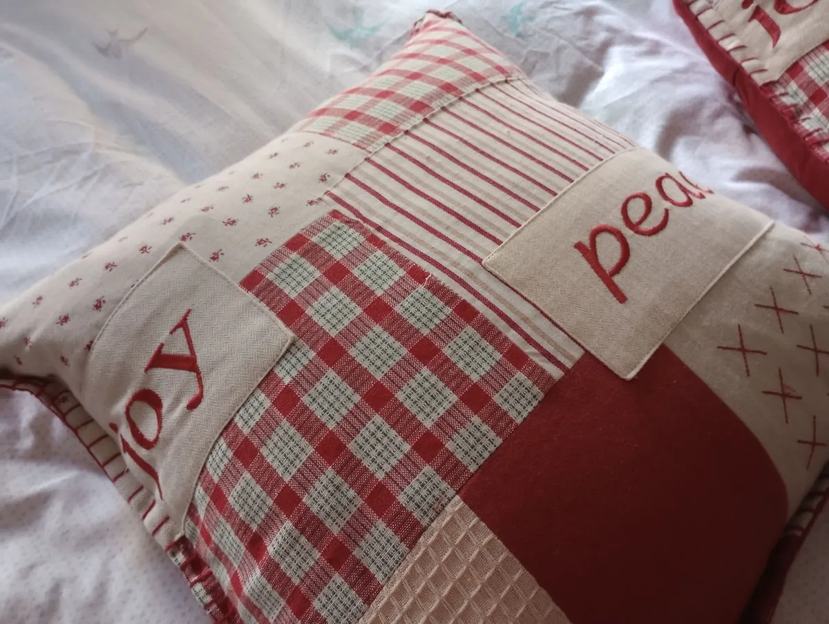 Cushions (2) - Image 2