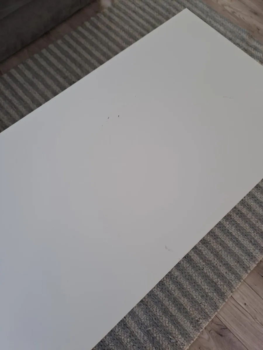 Desk - Image 4