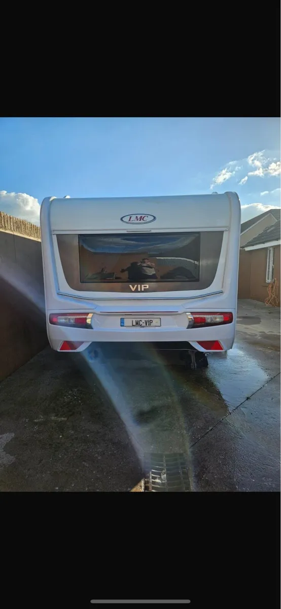 Caravan - Image 2