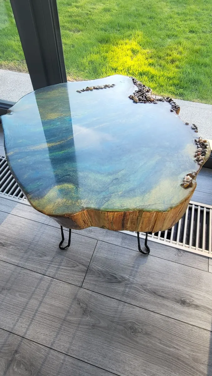 Epoxy wood coffe table - Image 3