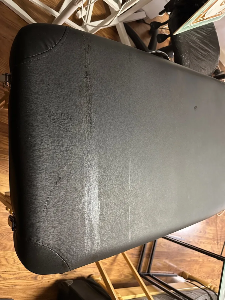 Massage table bed tattoo - Image 4