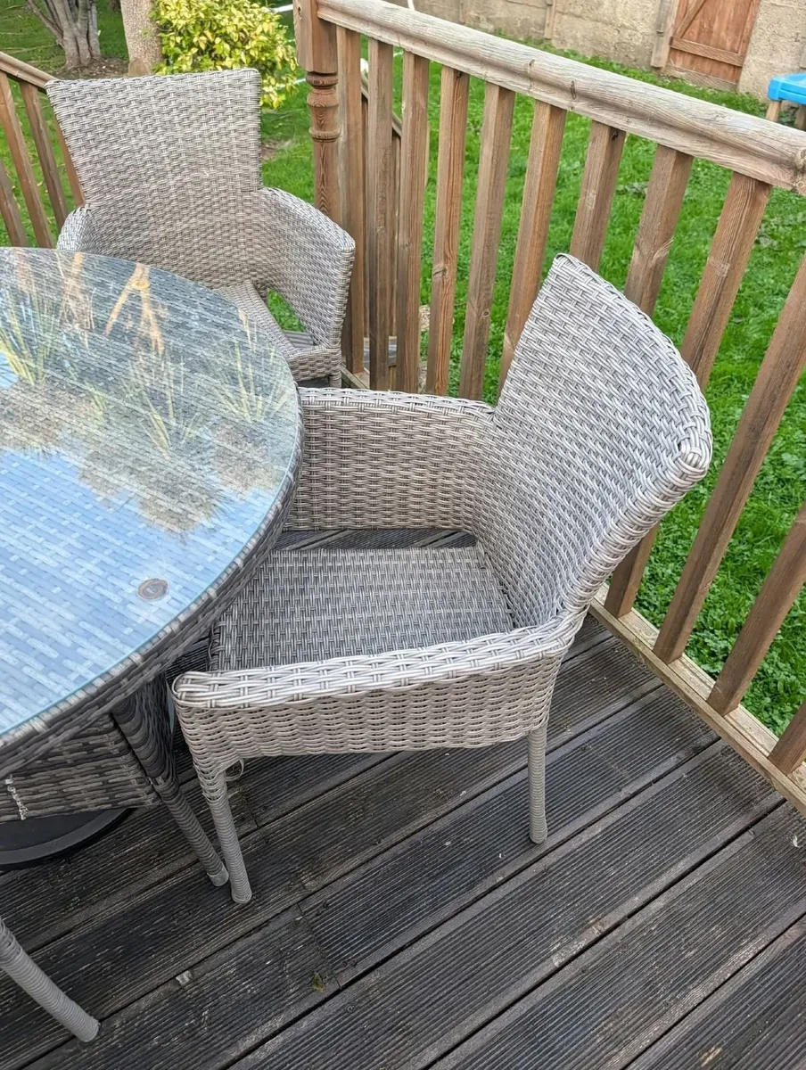 4-Seater Outdoor Table Rattan - Table & Chairs - Image 4