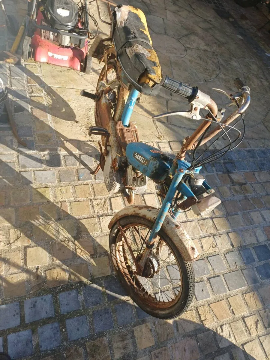 Vintage  bike - Image 2