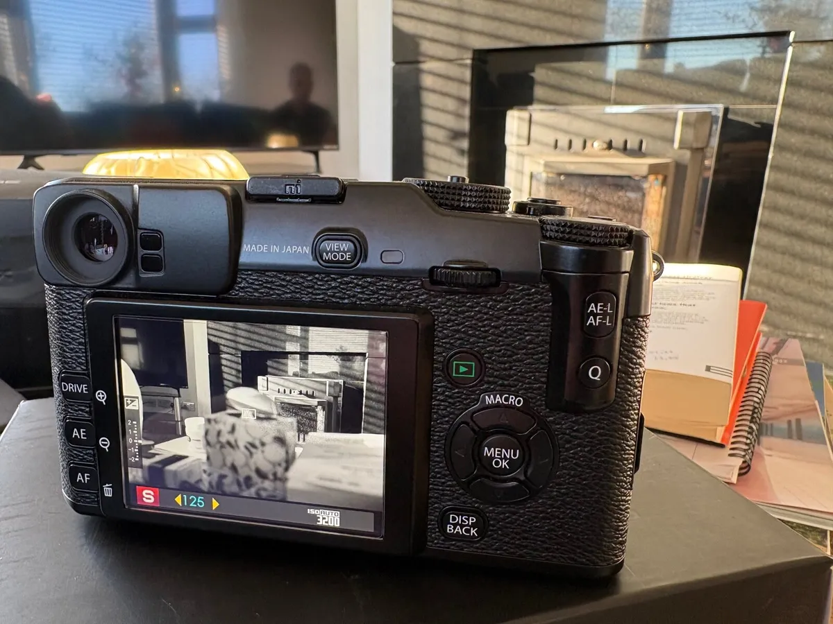 Fujifilm x-Pro1 and XF23mmF2 R WR lens - Image 2
