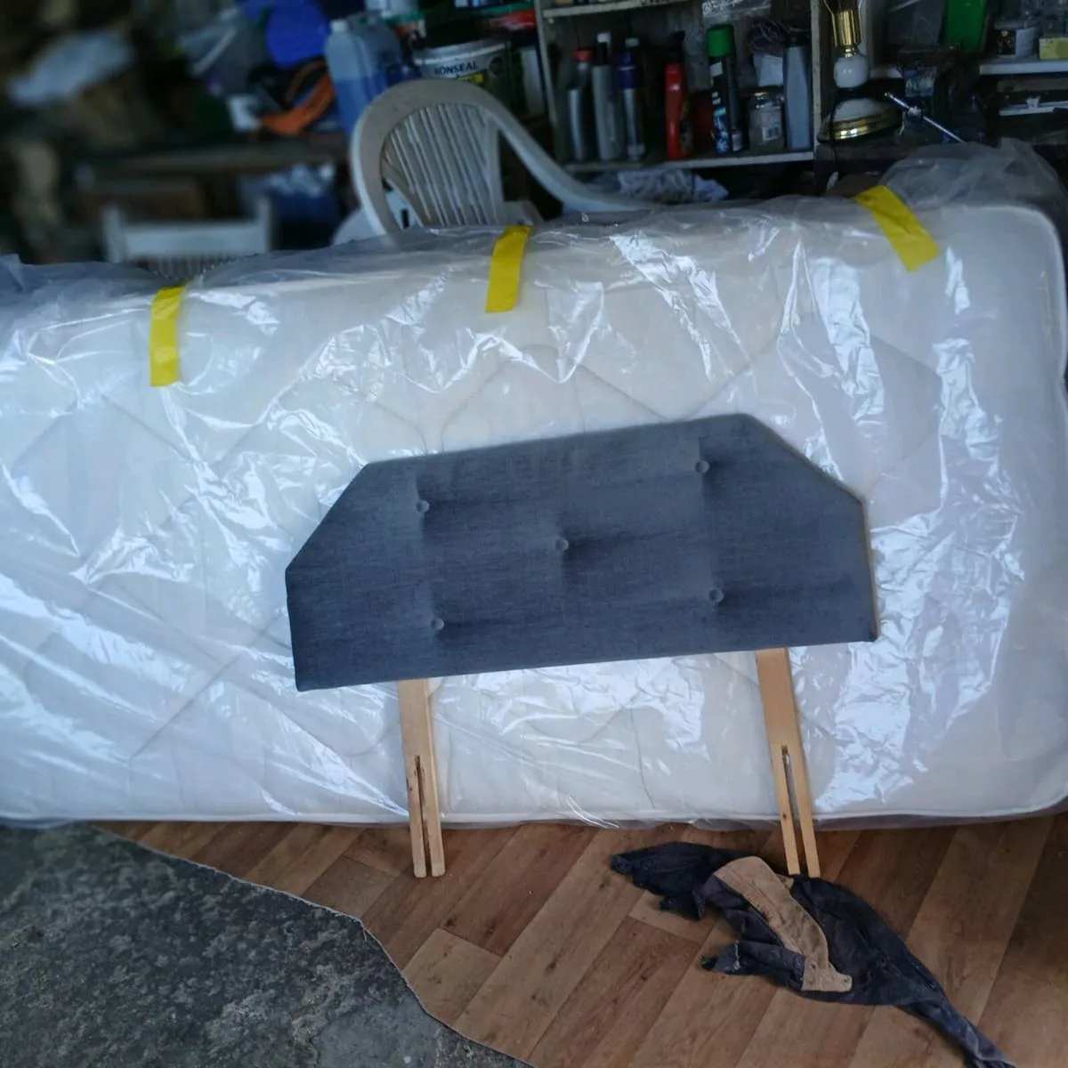 Single Bed & Matress - Image 1