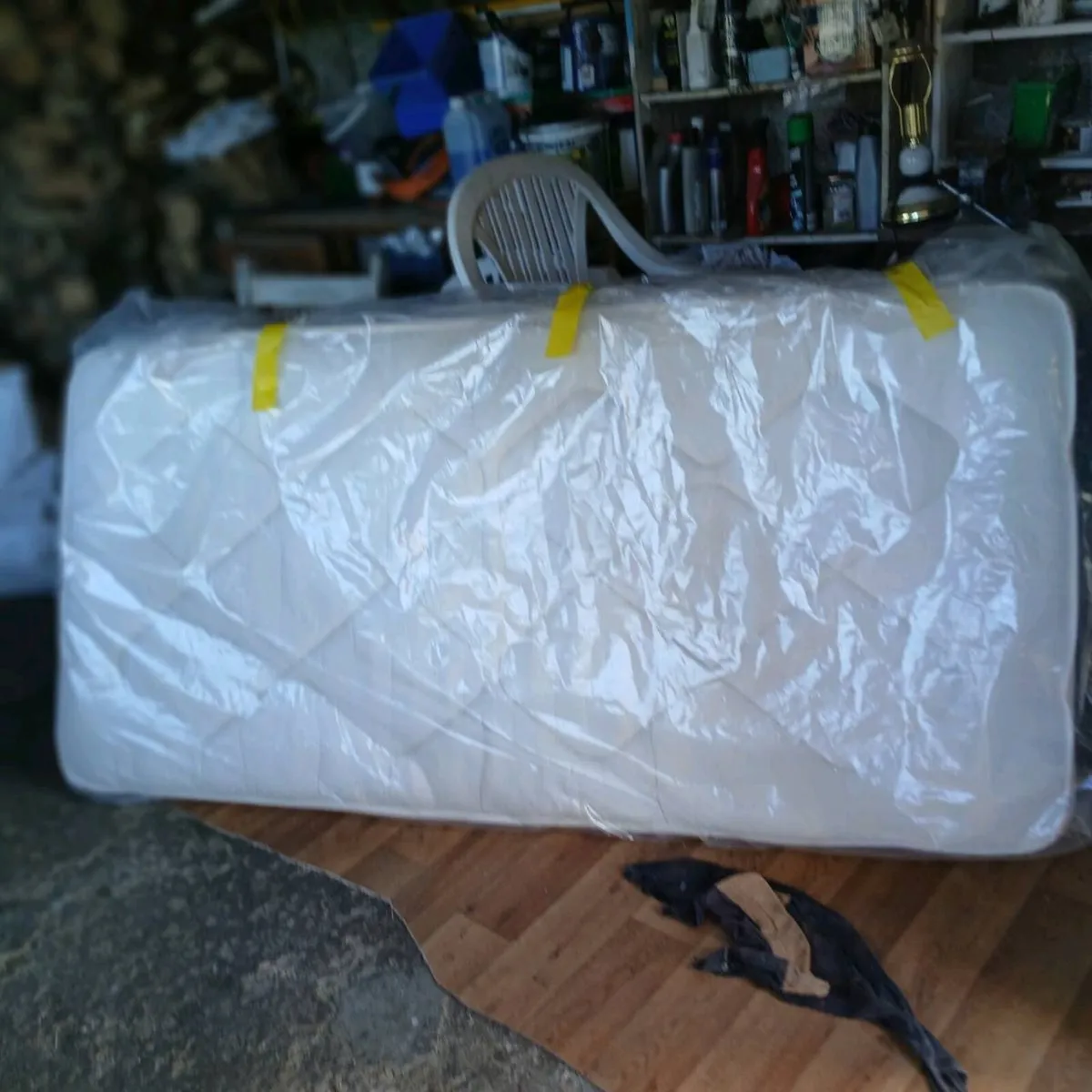 Single Bed & Matress - Image 2