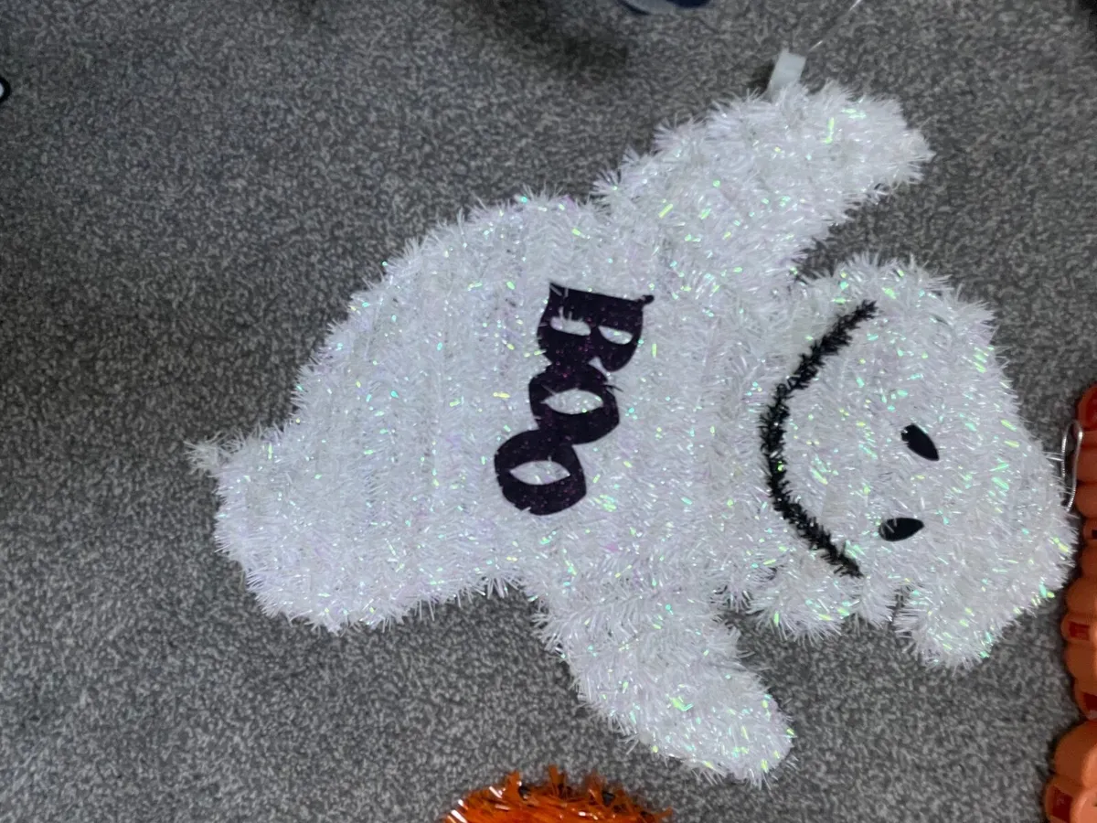 Halloween decorations - Image 1