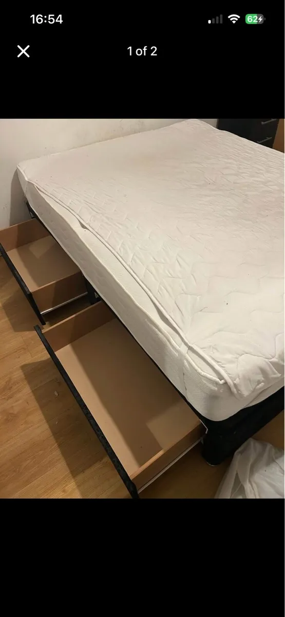 King size bed - Image 2