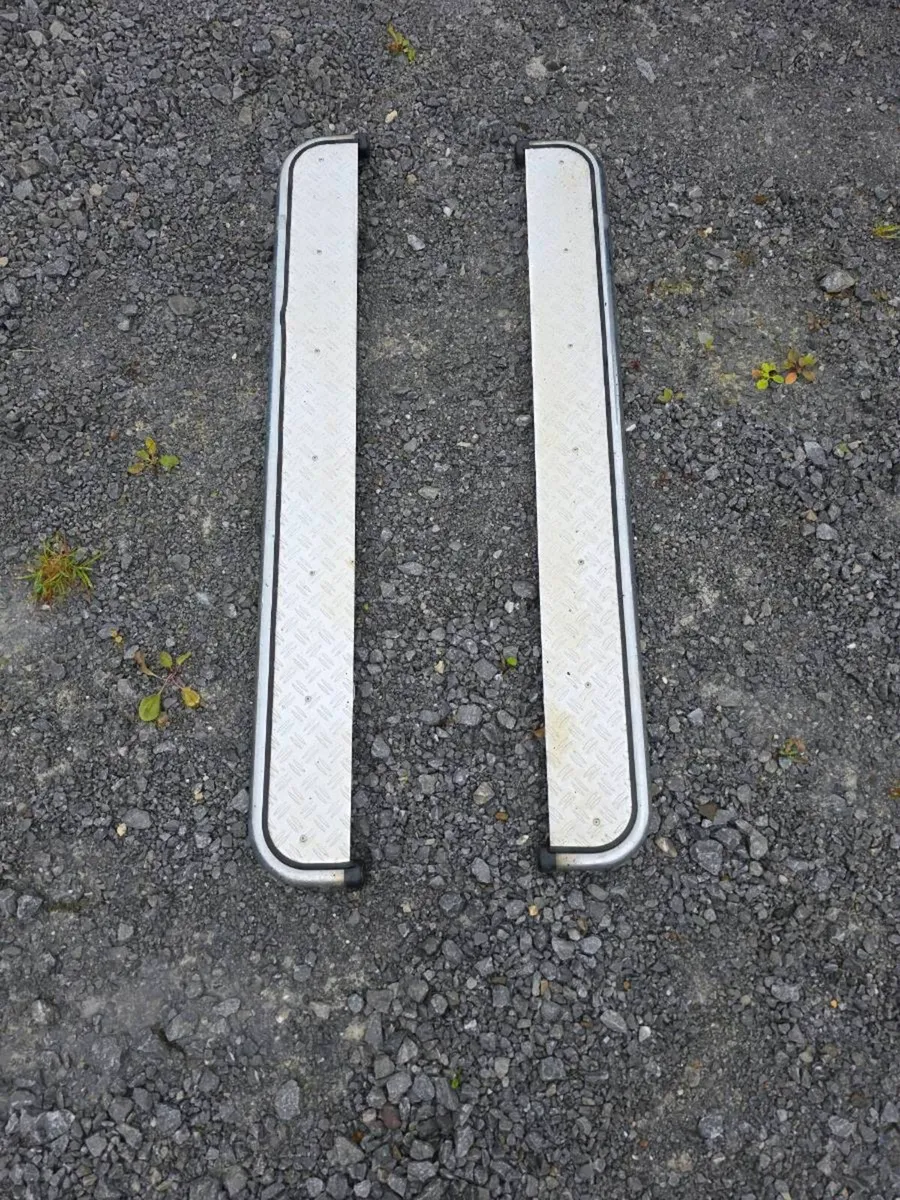 Side steps for a jeep - Image 2