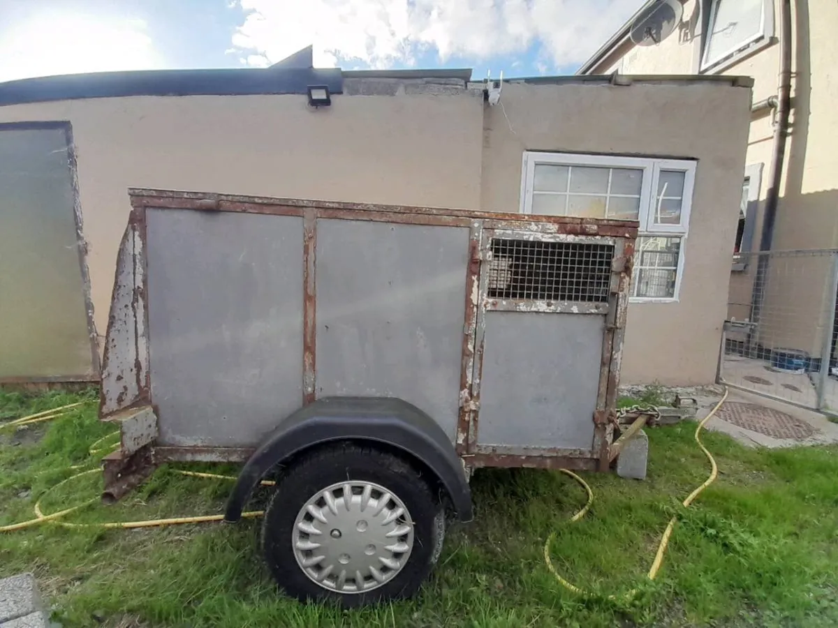 Dog trailer - Image 1