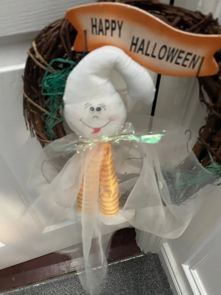 Halloween decorations - Image 2
