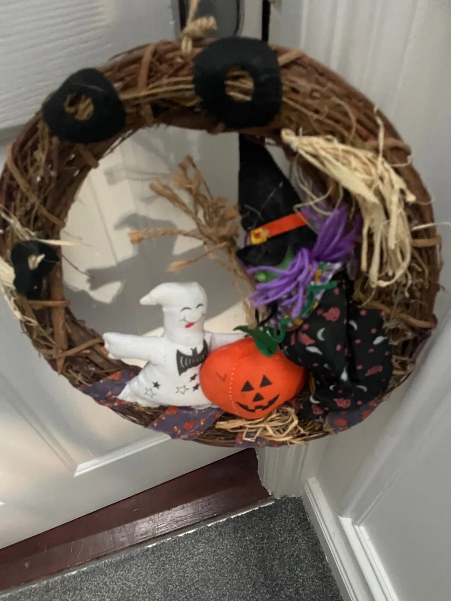 Halloween decorations - Image 4