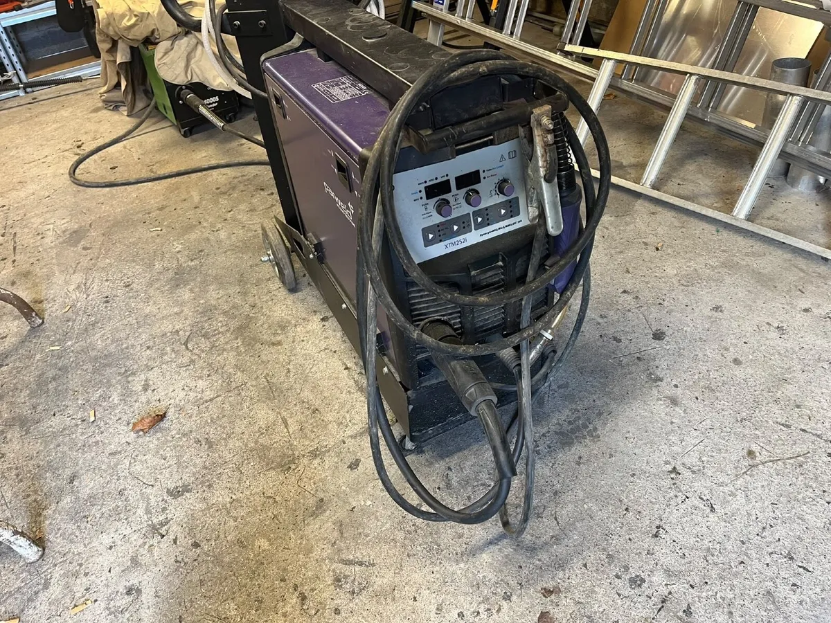 Welder - Image 3