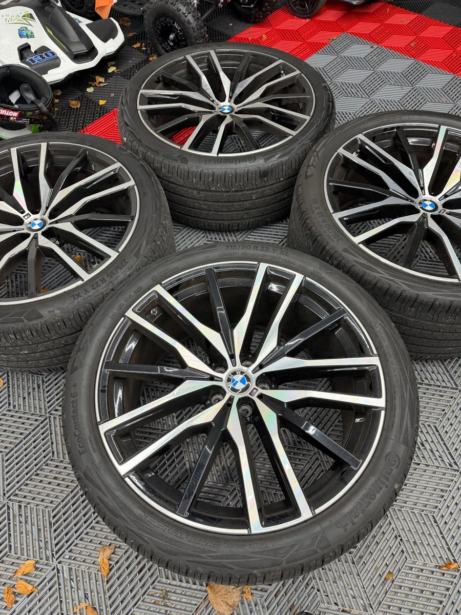 Genuine BMW 742M 22” Wheels with Continental Tyres - Image 2