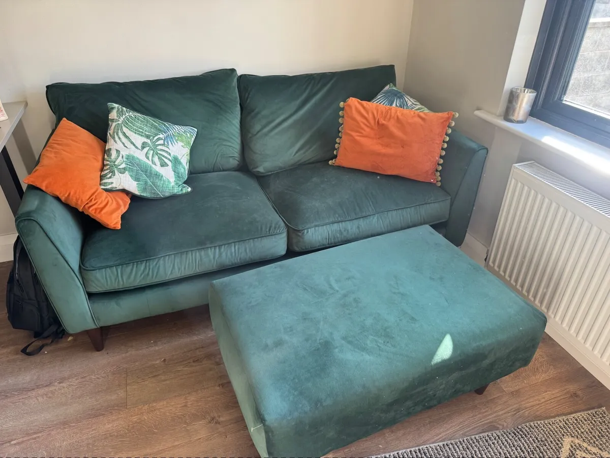 Couch - Image 2