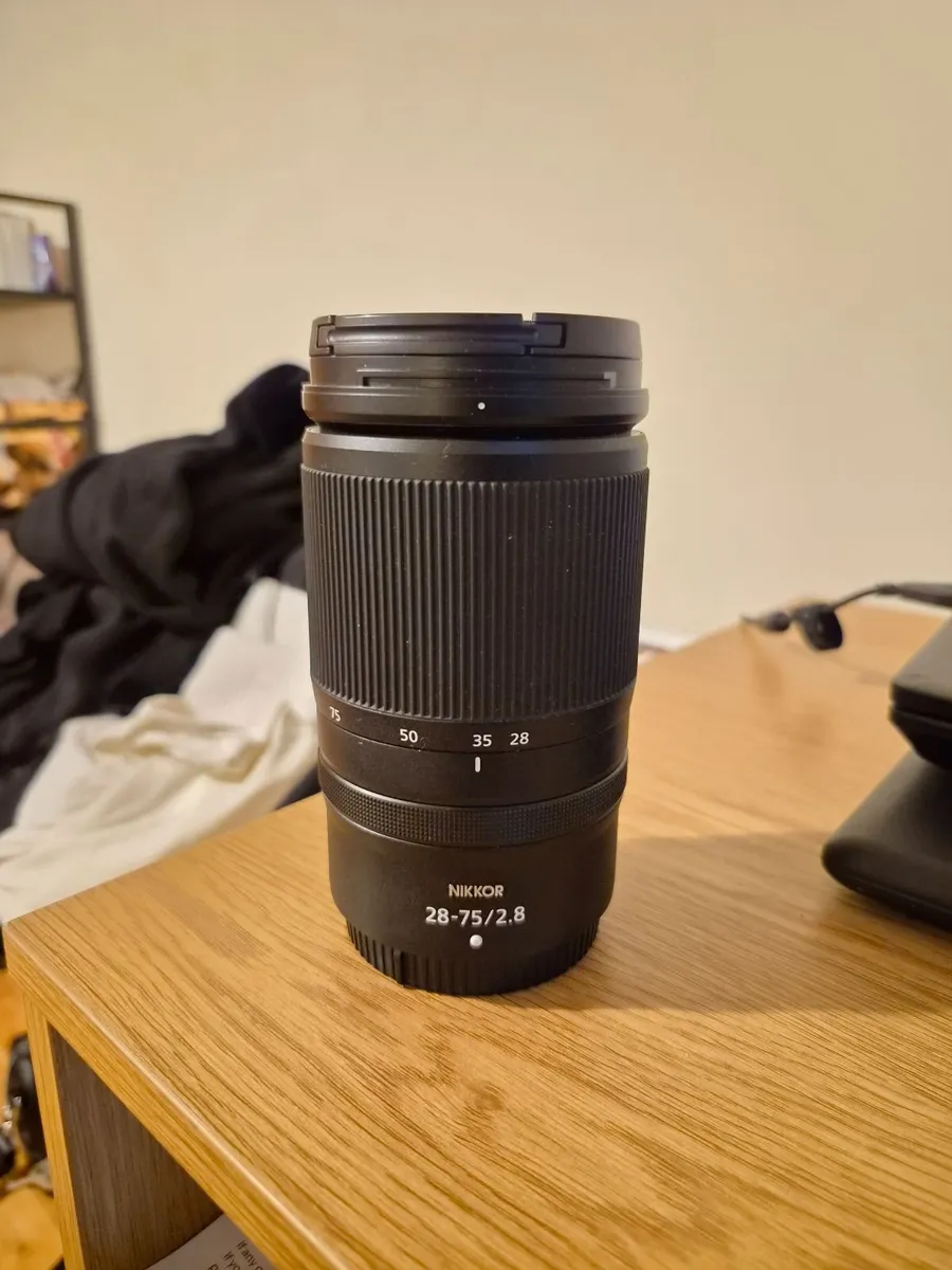 Nikkor 28-75 F/2.8 - Image 2