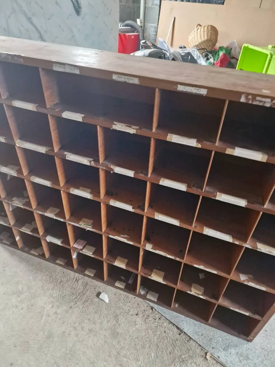 An post  pigonhole - Image 1