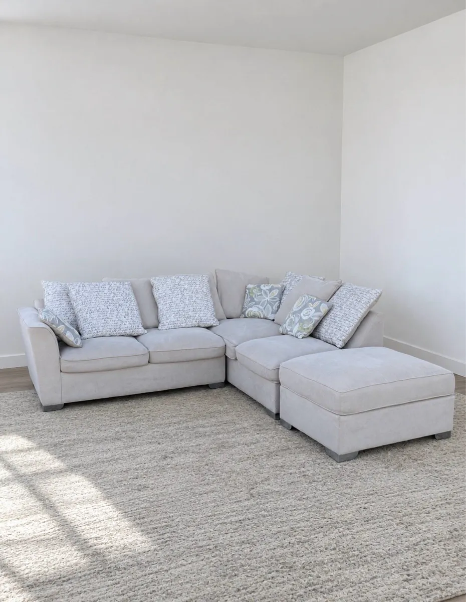 L shaped grey corner sofa couch with footstool - Image 1