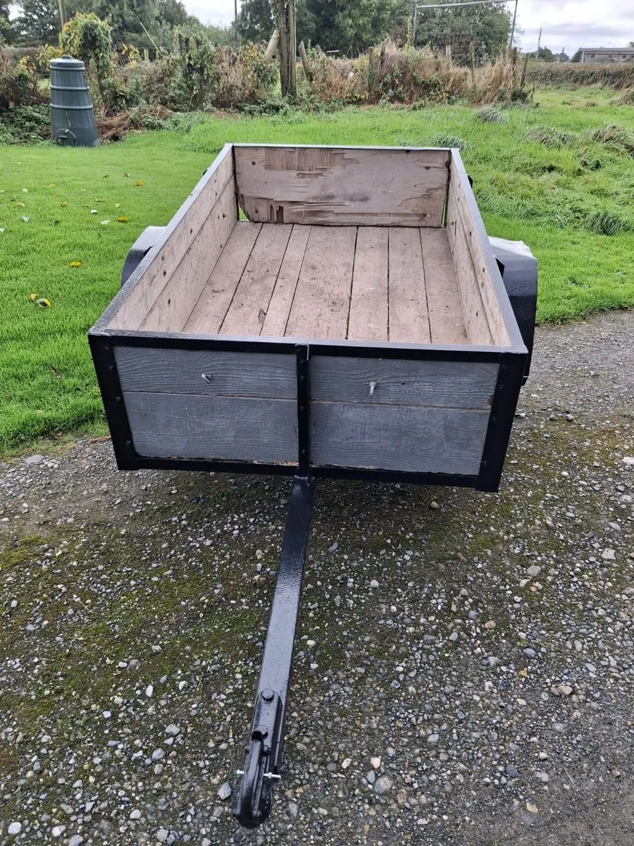 Trailer - Image 1