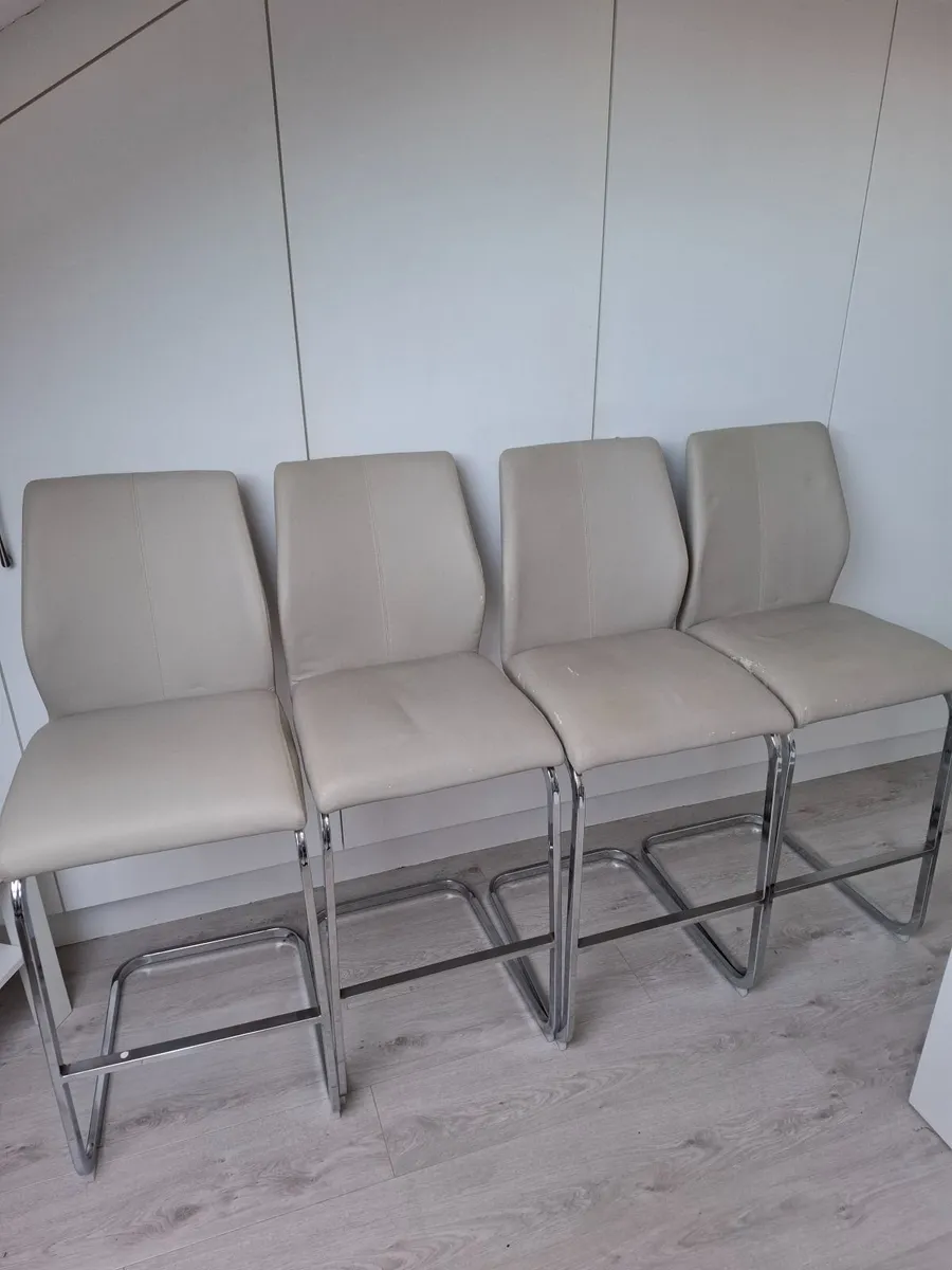 Bar stools - Image 2
