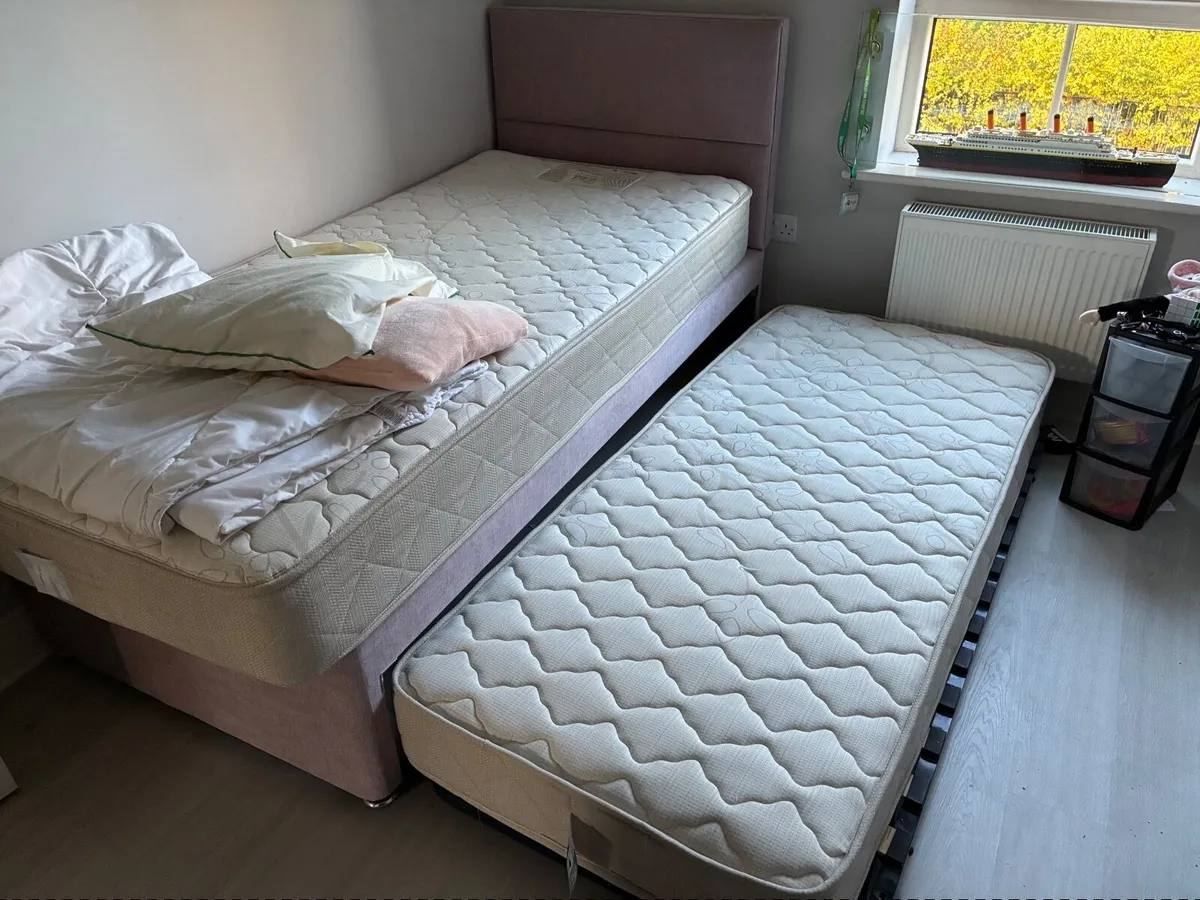 Single bed with trundle - Image 2