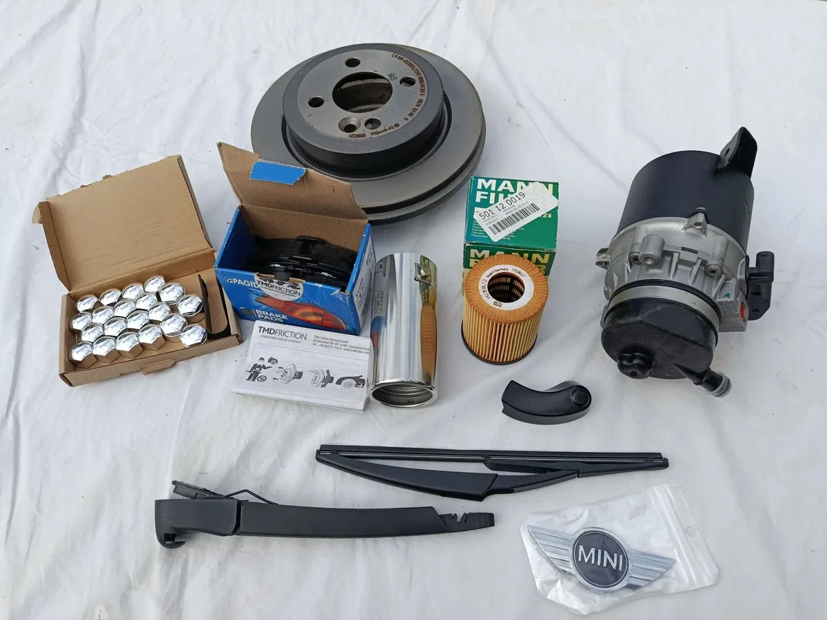 MINI Cooper steering pump, brake discs etc. - Image 1