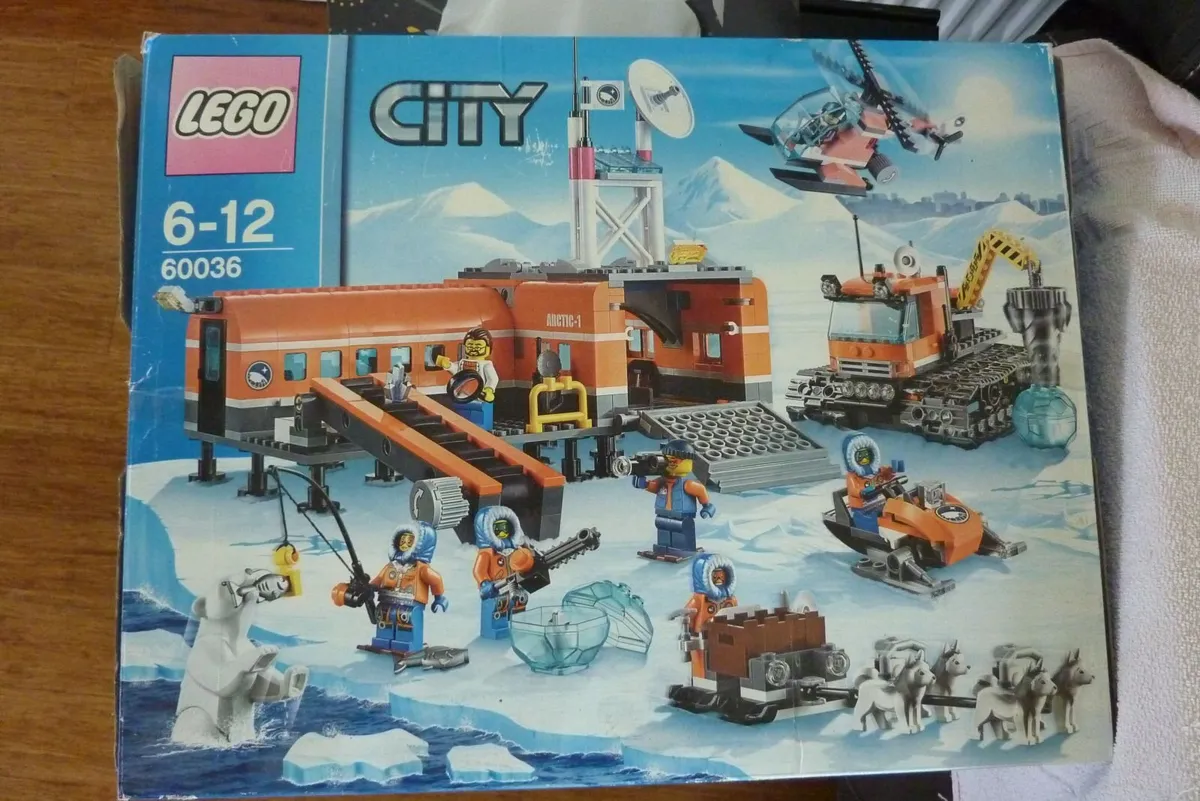 LEGO City 60036 Arctic Base Camp - Image 1