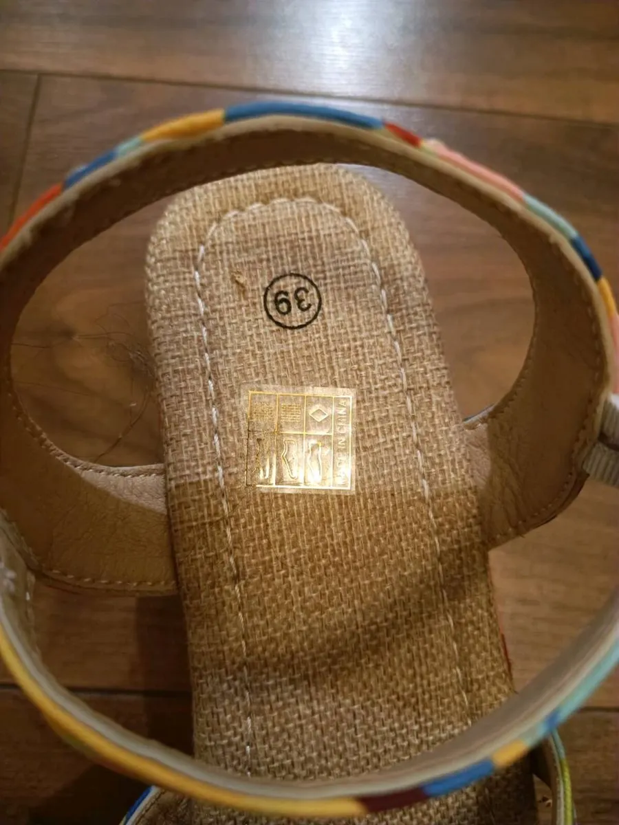 Sandals - Image 4