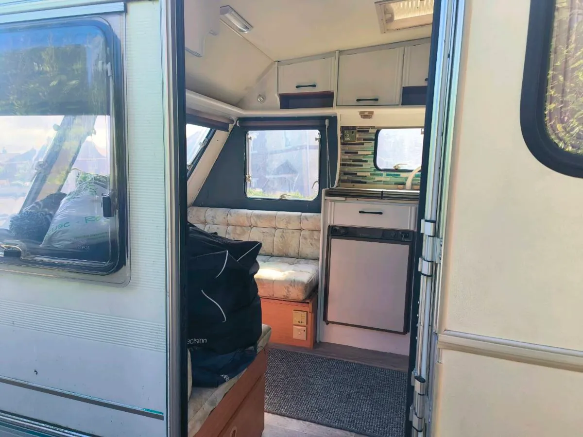 Caravan for sale - Image 3