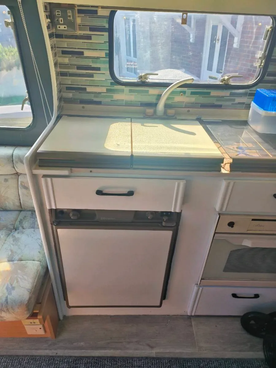 Caravan for sale - Image 4