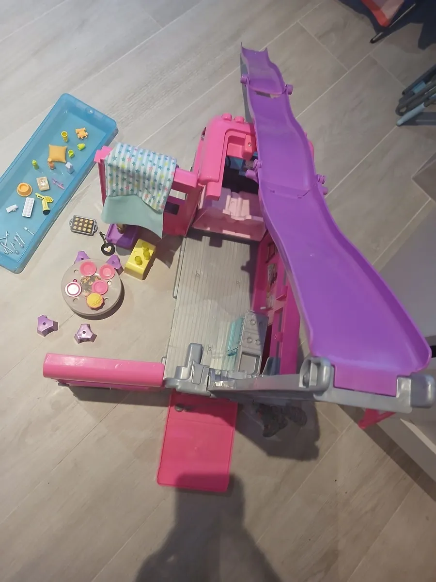 Barbie camper van - Image 4
