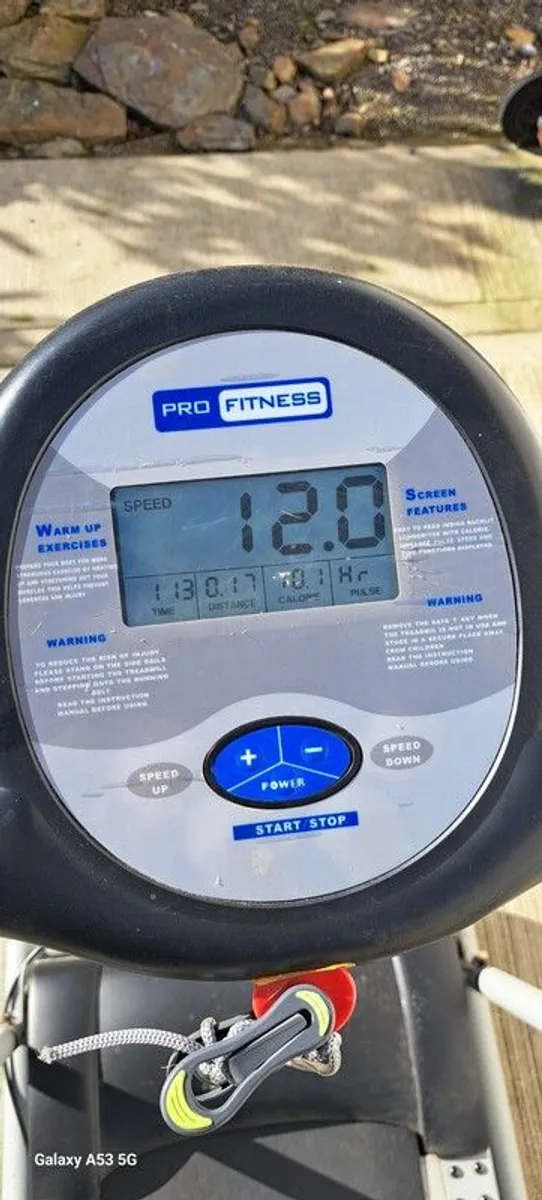 Treadmill and exercise bike - Image 4