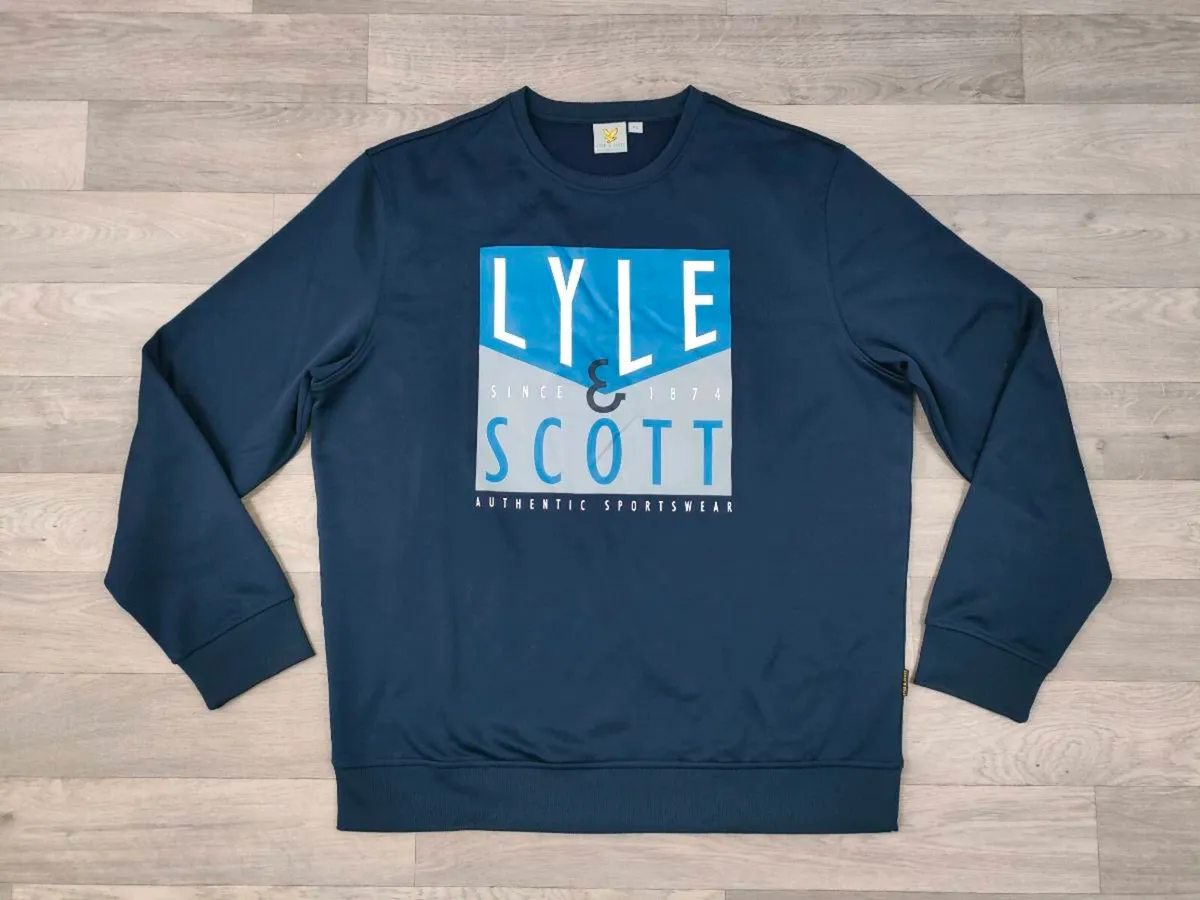 Lyle & Scott Sport Performance Sweatshirt Mens XL - Image 1
