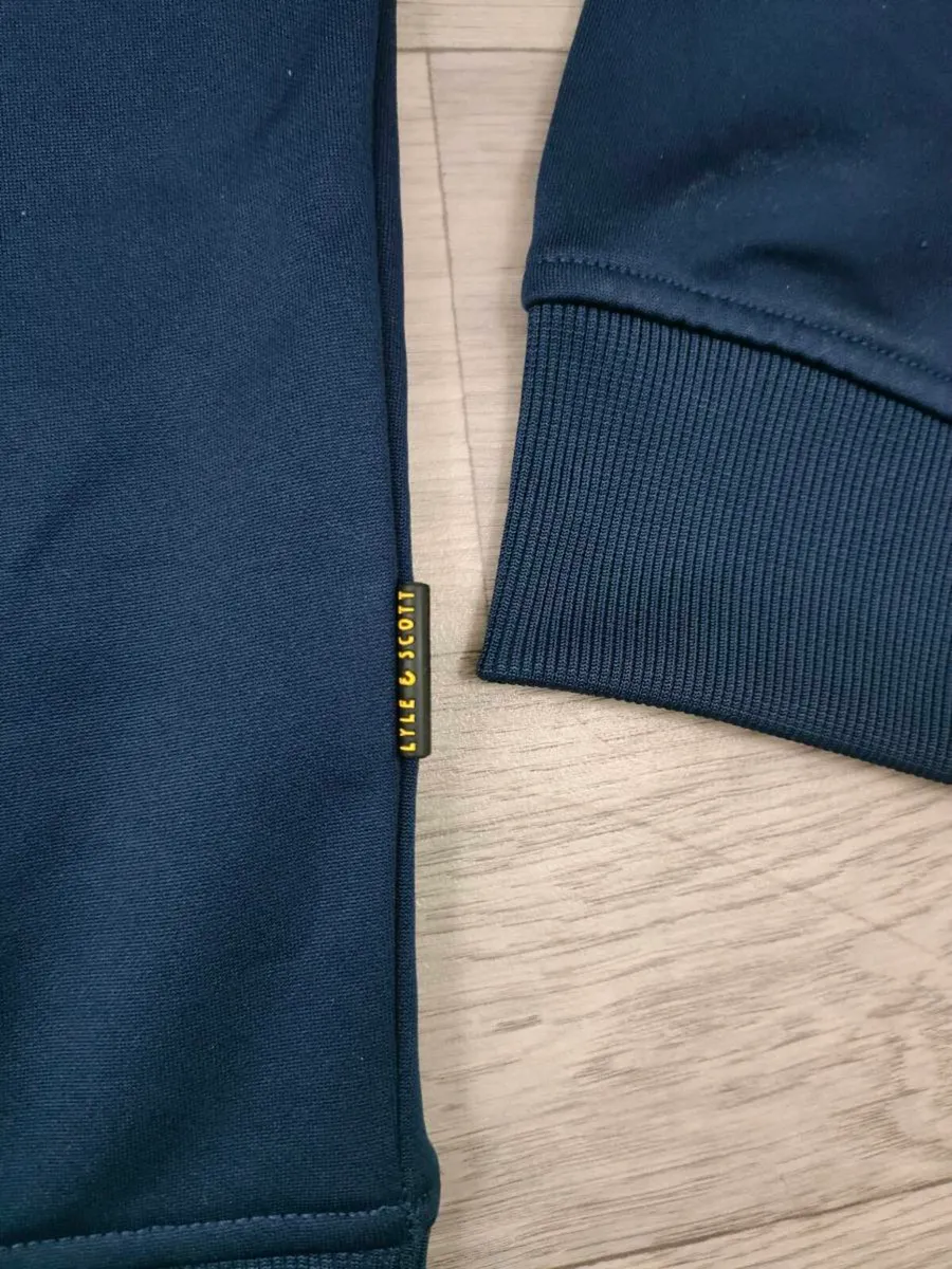 Lyle & Scott Sport Performance Sweatshirt Mens XL - Image 3