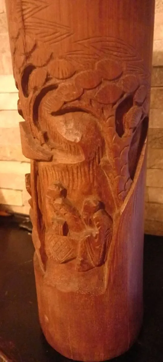 Beautiful Antique hand-carved Bamboo pot - Image 2