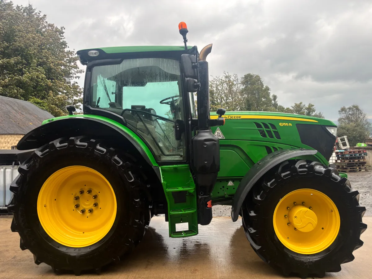 2018 John Deere 6155R 50Km box - Image 2