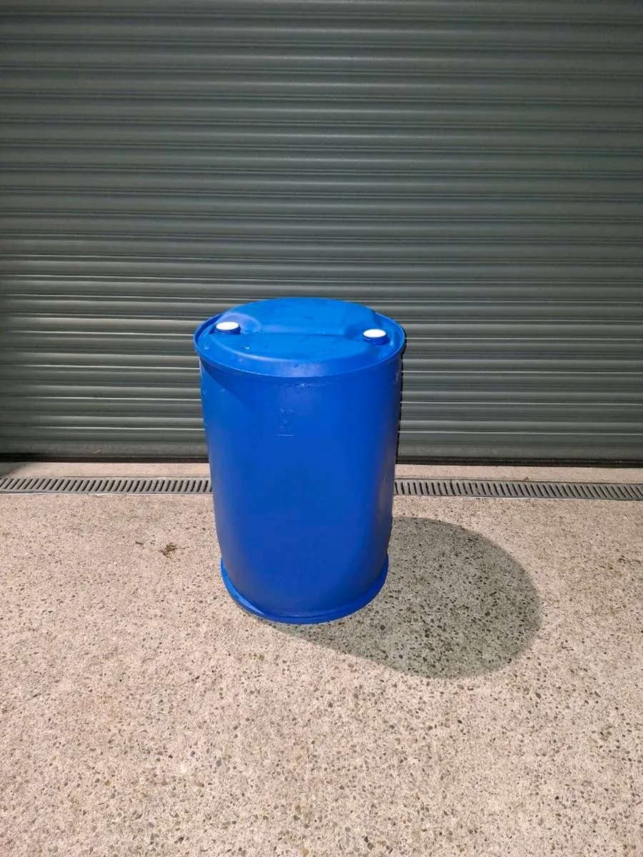 205 litre blue barrel - Image 1