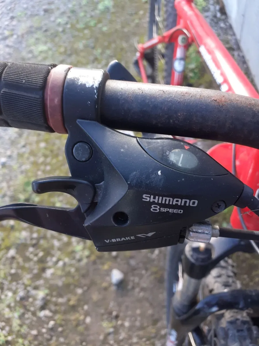 G T AVALANCHE  MOUNTAINBIKE - Image 3